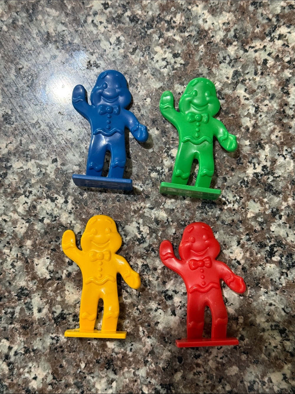 Hasbro CANDYLAND Plastic Game Pawns in Blue, Green, Yellow, Red